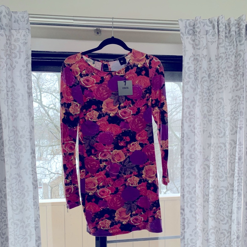 NWT Long sleeve floral dress